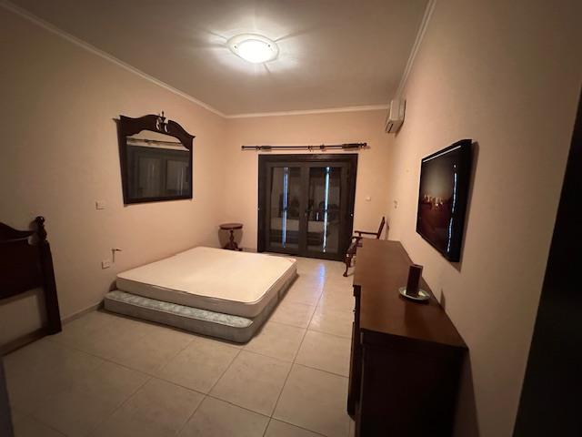 Image No.12-3 Bed Villa for sale