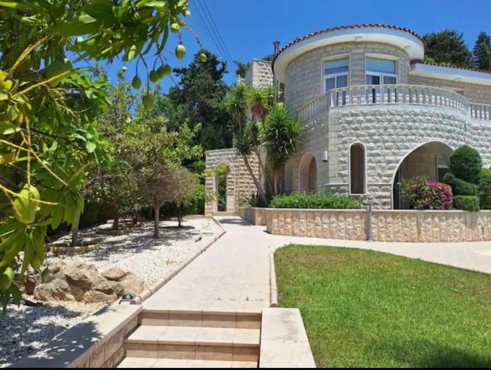 Image No.45-4 Bed Villa for sale