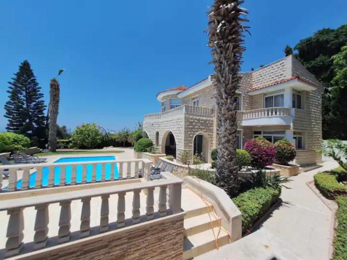 Image No.41-4 Bed Villa for sale