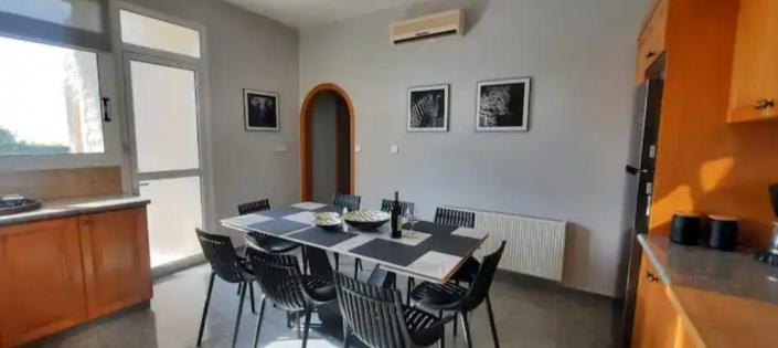 Image No.8-4 Bed Villa for sale