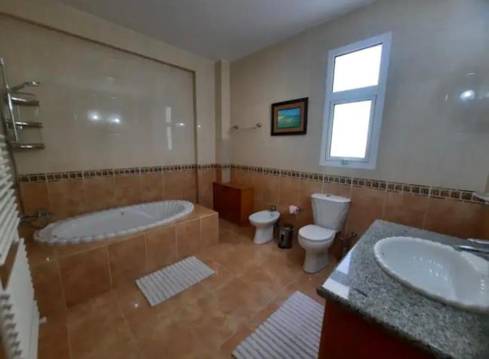 Image No.16-4 Bed Villa for sale