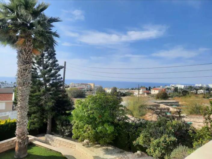 Image No.2-4 Bed Villa for sale