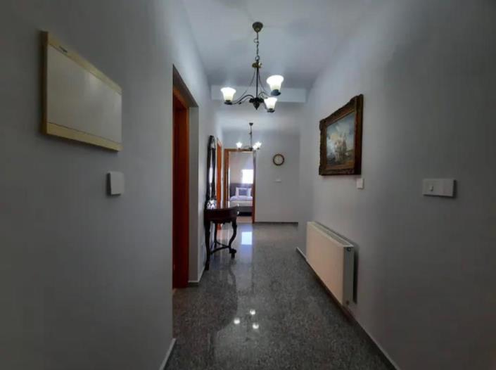 Image No.25-4 Bed Villa for sale