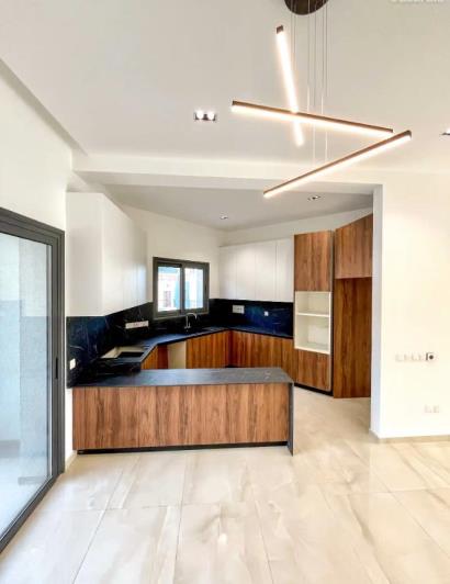 Image No.4-4 Bed Apartment for sale