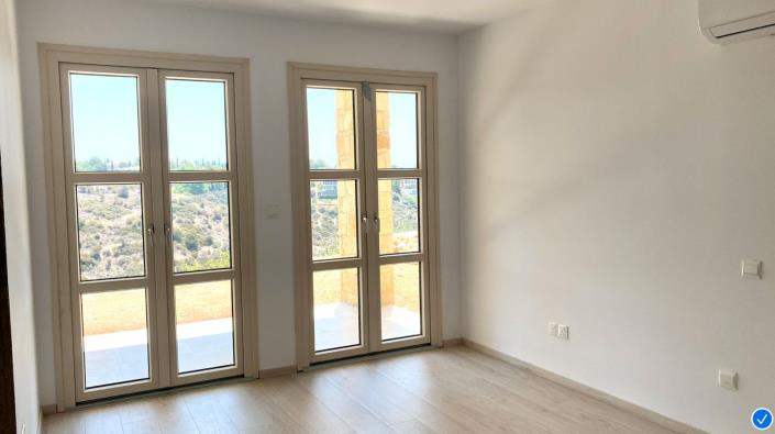 Image No.12-3 Bed Villa for sale