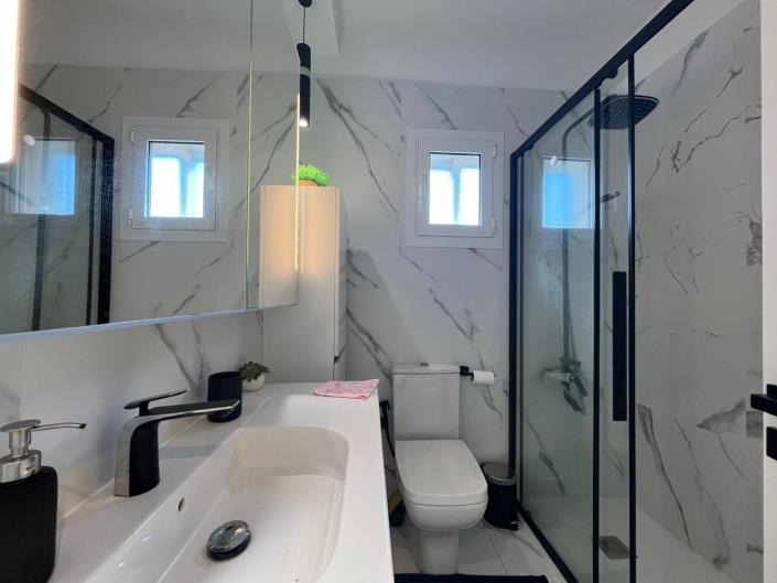 Image No.22-2 Bed Apartment for sale