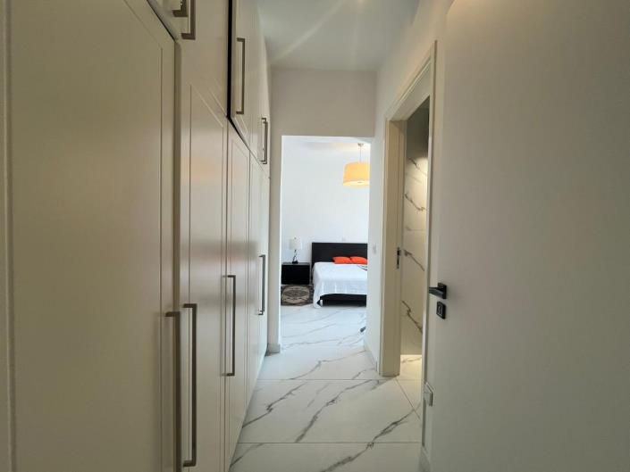 Image No.15-2 Bed Apartment for sale