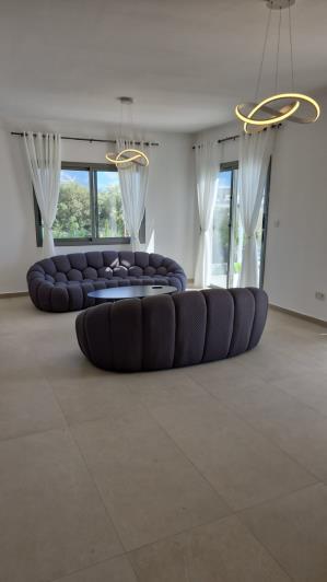 Image No.4-4 Bed Villa for sale