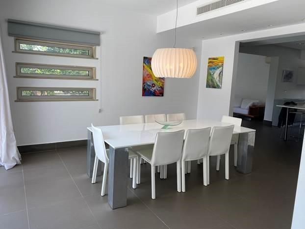 Image No.5-5 Bed Villa for sale