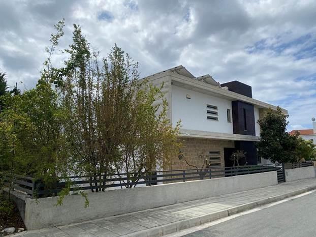 Image No.9-5 Bed Villa for sale