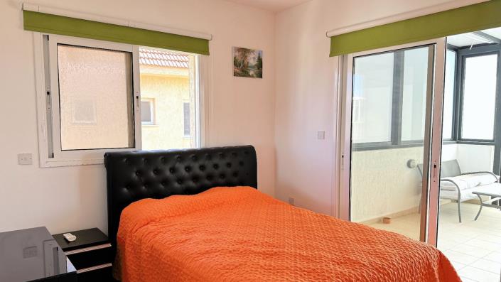 Image No.10-2 Bed Apartment for sale