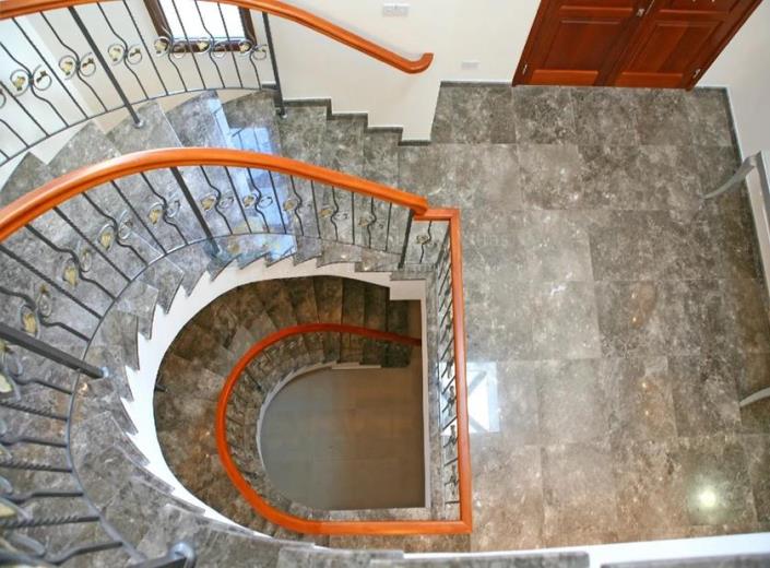 Image No.8-5 Bed Villa for sale