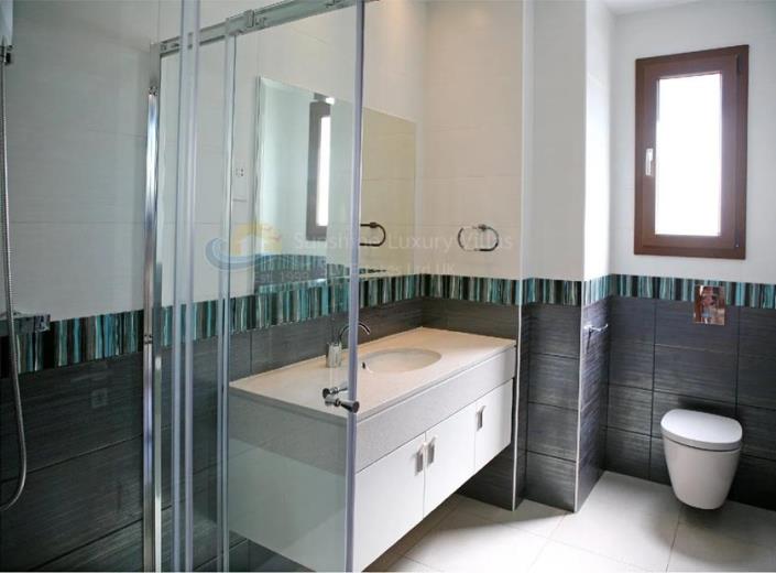 Image No.13-5 Bed Villa for sale