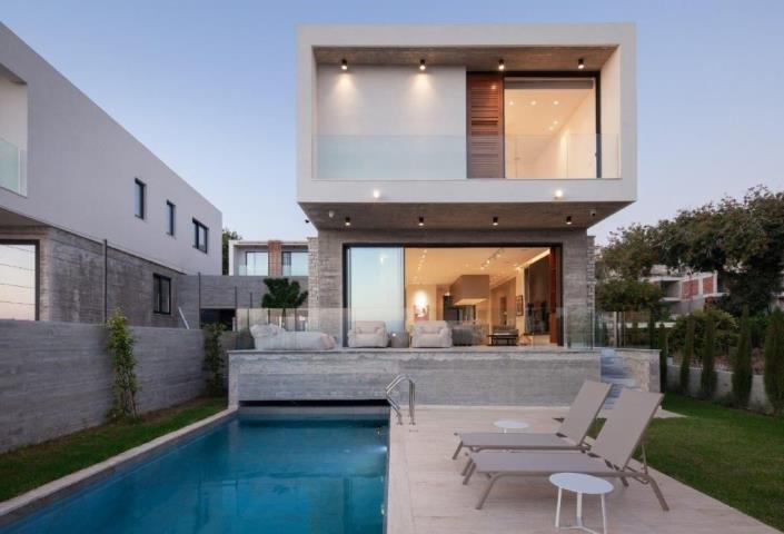 Image No.8-3 Bed Villa for sale