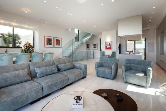 Image No.4-3 Bed Villa for sale