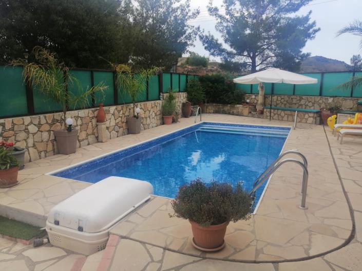 Image No.2-5 Bed Villa for sale