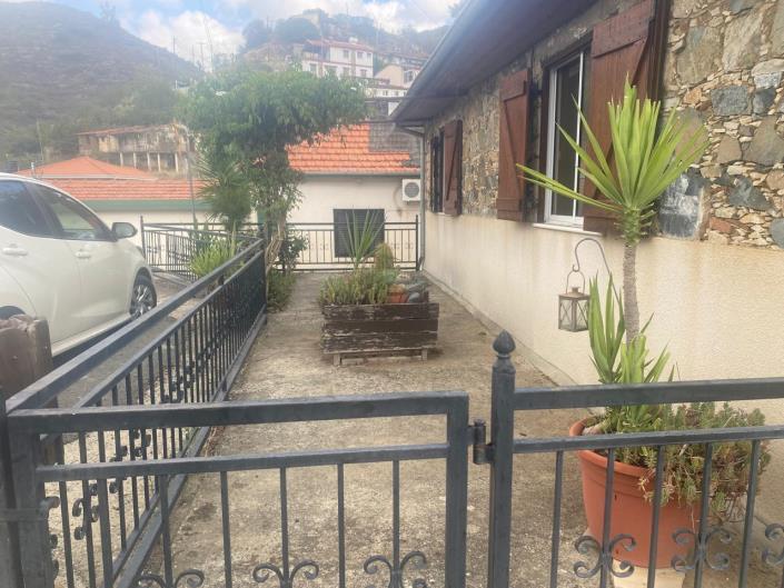 Image No.26-3 Bed Villa for sale