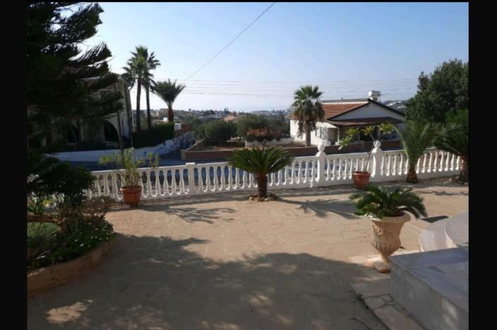 Image No.1-3 Bed Villa for sale
