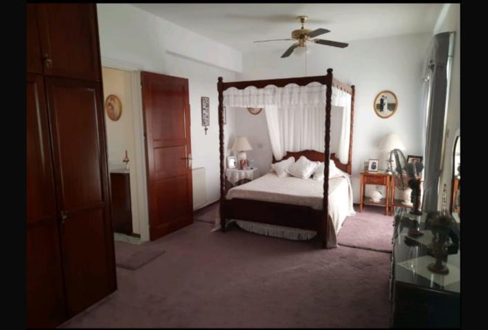 Image No.8-3 Bed Villa for sale