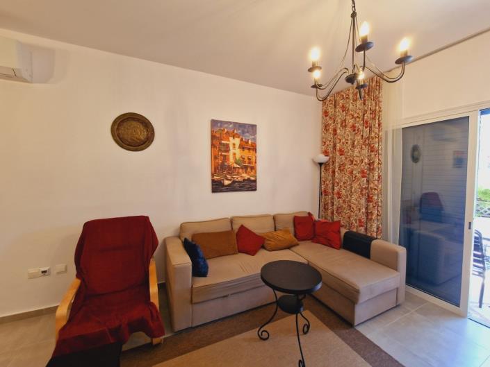 Image No.2-2 Bed Townhouse for sale