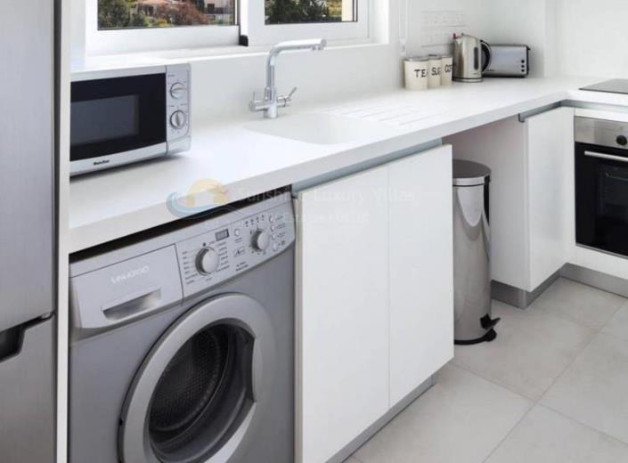 Image No.6-2 Bed Townhouse for sale