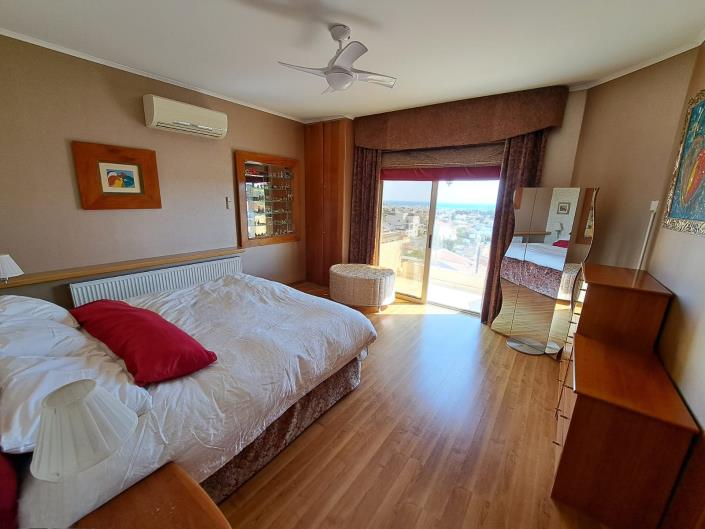 Image No.5-4 Bed Villa for sale