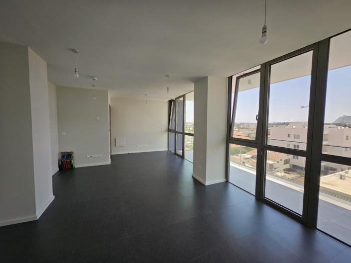 Image No.7-Commercial for sale