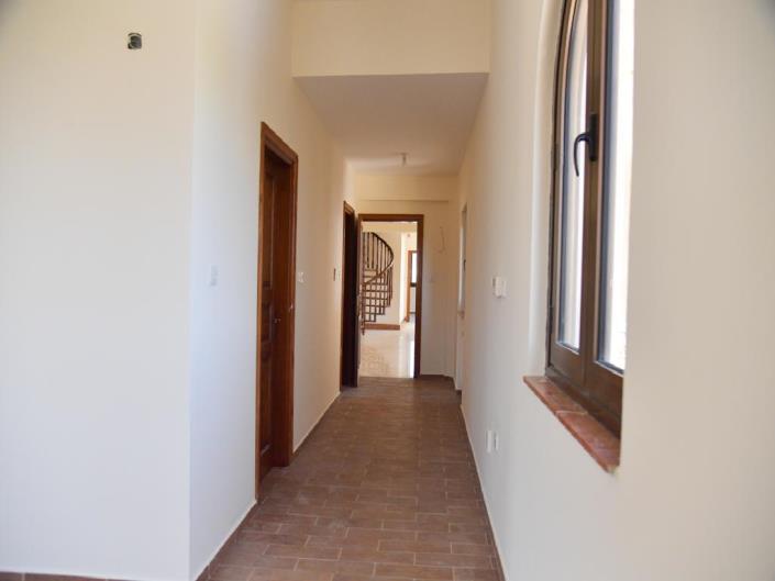 Image No.18-5 Bed Villa for sale