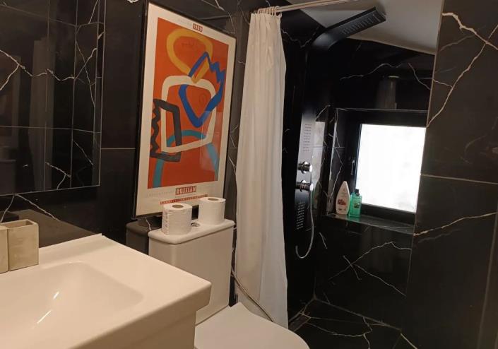 Image No.11-2 Bed Apartment for sale