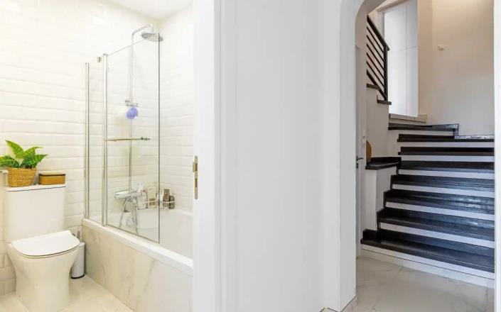 Image No.15-3 Bed Villa for sale