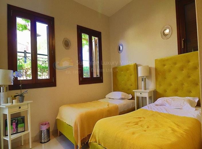 Image No.9-4 Bed Villa for sale