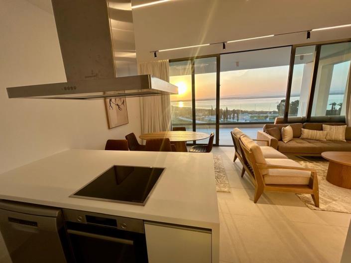 Image No.10-2 Bed Apartment for sale