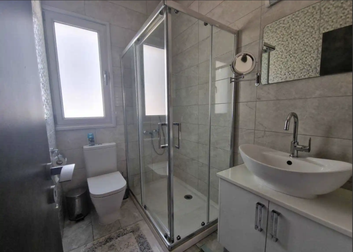 Image No.8-5 Bed Villa for sale