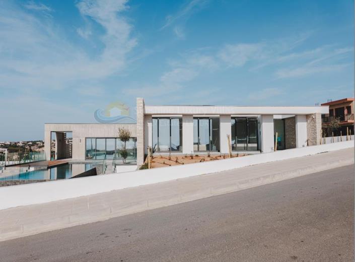 Image No.22-4 Bed Villa for sale