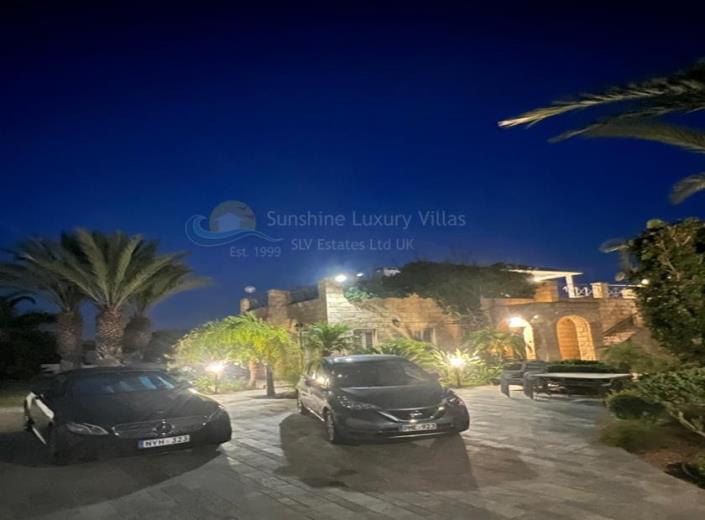 Image No.22-3 Bed Villa for sale