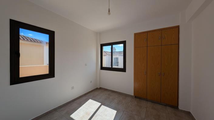 Image No.3-4 Bed Townhouse for sale