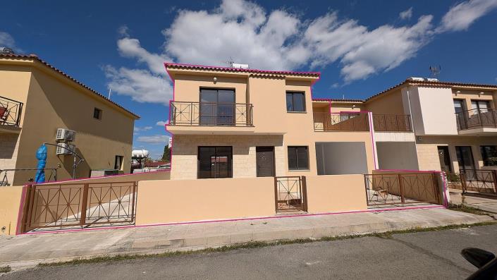 Image No.2-4 Bed Townhouse for sale