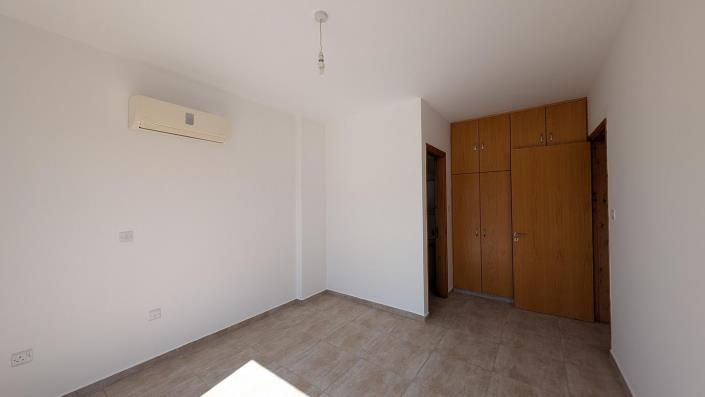 Image No.21-4 Bed Townhouse for sale