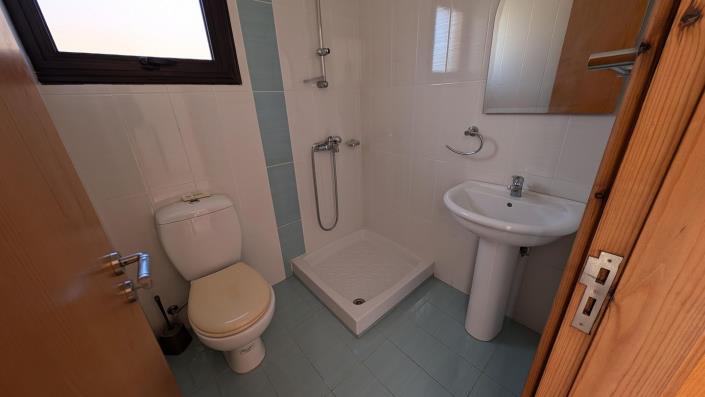 Image No.24-4 Bed Townhouse for sale