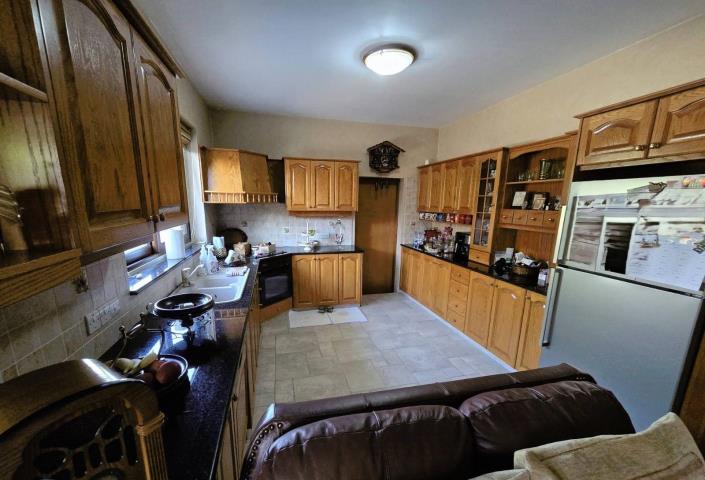 Image No.12-4 Bed Villa for sale