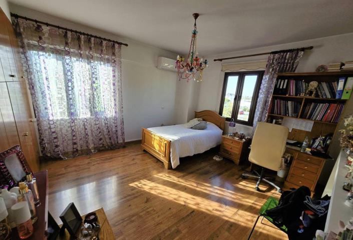 Image No.15-4 Bed Villa for sale