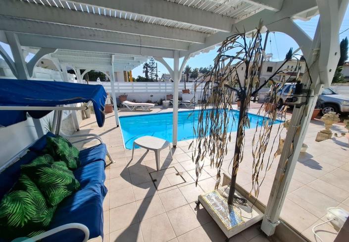 Image No.31-2 Bed Villa for sale