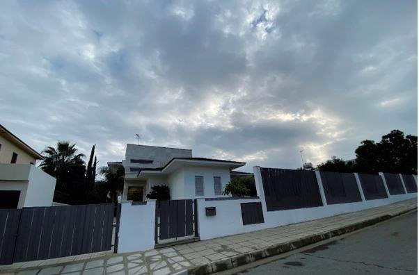 Image No.2-3 Bed Villa for sale