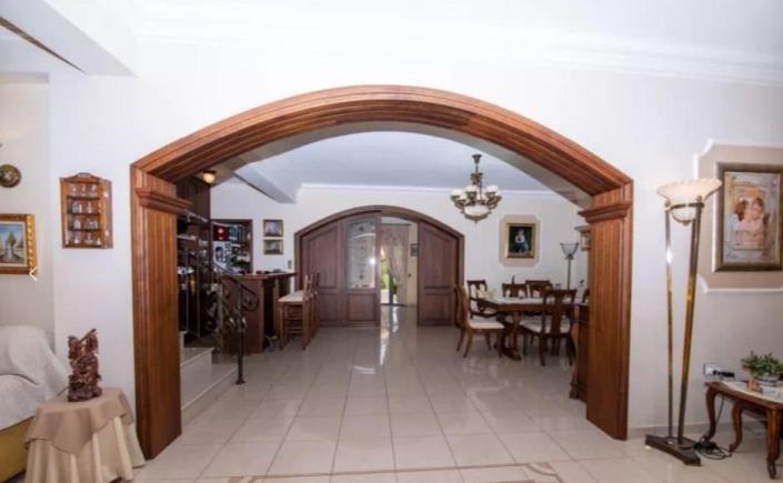 Image No.8-5 Bed Villa for sale