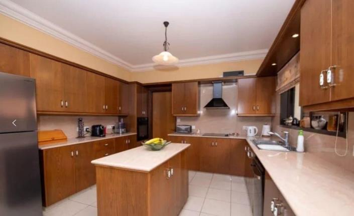 Image No.14-5 Bed Villa for sale