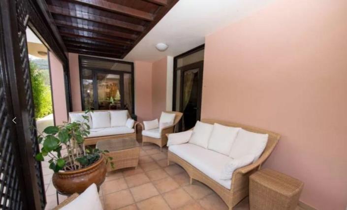 Image No.29-5 Bed Villa for sale