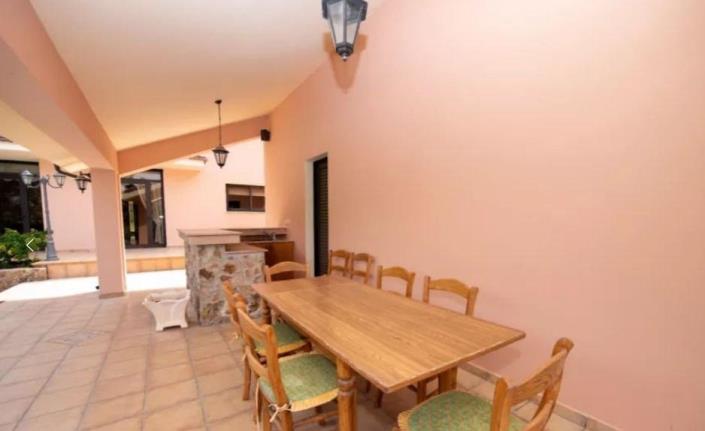 Image No.31-5 Bed Villa for sale