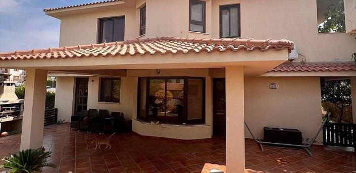 Image No.4-4 Bed Villa for sale