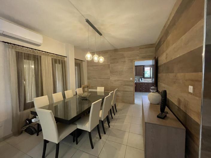 Image No.3-3 Bed Villa for sale