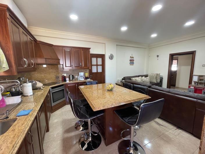 Image No.18-4 Bed Villa for sale